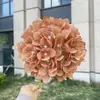 Valle de Huaxi 2026 Nueva Colección: Arreglos en tonos marrones, Serie de 2.5 Yuan, Venta al por mayor de flores artificiales para lugares de boda