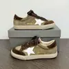 Zapatos Deportivos Casuales de Cuero Suave Estilo Coreano con Estrellas Retro Desgastadas para Mujer 2026 Otoño/Invierno Nuevos de Caña Baja Planos Zapatos de Entrenamiento Alemanes