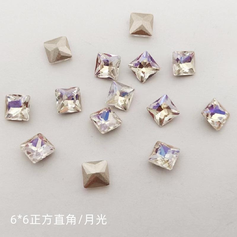 6正方月光_副本.jpg