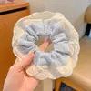 Diadema de lazo de encaje de moda, banda para el cabello extragrande estilo coreano, delicado patrón floral, perfecta para crear un peinado de moño