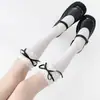 Calcetines Lolita dulces estilo japonés hasta la pantorrilla con ribete de encaje y lazos apilados para niñas, lindos blancos