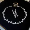 Collar de Borlas de Pedrería Ultra Brillante Europeo y Americano con Perlas, Cadena para Clavícula de Nicho de Lujo Ligero, Accesorio de Fiesta de Alta Gama a la Moda