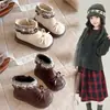 Botas de Couro com Laço e Renda para Meninas Outono 2026 botinhas infantis de sola macia botas de cano curto para crianças