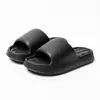 Pantuflas de Baño de Verano para Mujer con Suela Suave que se Siente como Caminar sobre Heces, Antideslizantes, Inodoras y Silenciosas, Adecuadas para que las Usen las Parejas Afuera, Hechas de Eva