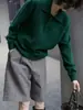 Suéter Vintage Vermelho com Gola Polo para o Ano Novo, com Toque Relaxado e de Alto Padrão, Tricô Macio para o Inverno de 2025