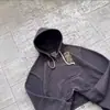 Sudadera con capucha estilo bosque, bordado pesado de ardilla, cordón bicolor, dobladillo de doble apertura, corte holgado, hombros caídos, casual