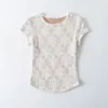 3517-26 Estilo Verano Estilo Coreano Corte Ajustado Encaje Ganchillo Cuello Redondo Dobladillo Curvo Manga Corta Suéter Camiseta Capa Base