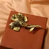 Broche de Flor de Diamante Azul de Lujo Ligero y de Alta Gama, Lleno de Diamantes, Piedras Preciosas de Colores y Perlas, un Accesorio de Alta Gama para Trajes y Abrigos