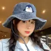 Bonito y Adorable Pingüino Pequeño Sombrero de Pescador de Mezclilla Lavada para Niñas con Circunferencia de Cabeza Grande, Sombrero de Cubo con Visera Ancha para Protección Solar