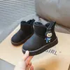 Zapatos de Algodón para Niñas Invierno 2026 Nuevos Botas de Nieve Cálidas con Felpa para Niños Botas de Algodón con Pelo de Perro Canela Antideslizantes Engrosadas