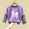 Camiseta infantil de manga comprida para primavera e outono, novo estilo 2026 roupas para meninas, roupas de algodão puro para meninas, blusas de bebê, blusas básicas