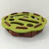 Juguete para Gatos Auto-Entretenimiento Gadget para Aliviar el Aburrimiento para Gatitos y Mascotas, Laberinto Rompecabezas para Gatos, Campana para Gatos para Pinchar Agujeros, Juguete de Fieltro para Gatos
