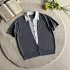 2026 Nuevo Estilo de Verano Aspecto de Dos Piezas Camisa de Punto con Solapa Manga Corta para Hombre Bloques de Color Estilo Lujo Old Money Camiseta de Manga Corta para Viajar
