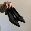 Primeiro Encontro Ji Jian Tou Design de Sapatos de Salto Alto Niche Aumento Interno Sapatos de Salto Único Femininos Temperamento Francês Para o Trabalho Boca Rasa Sapatos Femininos