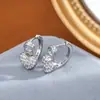 Brincos Elegantes Dongdaemun Coreanos Femininos Design de Nicho Sentido Zircônia Coração de Pêssego Simples Estudante Versátil Clipe de Orelha Moderno