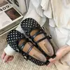 Sapatilhas Retro de Bolinhas com Tira Única, Novidade Primavera/Verão 2026 Sapatos Casuais Mary Jane Planos com Bico Quadrado Francês