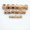 Tamanho personalizável de dados de madeira de lótus, com opções de gravação e impressão colorida, adequados para jogos educativos e quebra-cabeças
