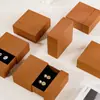 Caja de Embalaje Original de Papel Color Caramelo de Pulpa de Madera de Fabricante de Nantong, Especializado en Personalizar Cajas de Almacenamiento de Regalo para Anillos, Collares y Pulseras