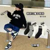 Calcetines para Niños Primavera y Otoño Calcetines de Algodón Rayas Blancas y Negras Calcetines de Media Pantorrilla para Niñas Otoño e Invierno Calcetines de Estudiante para Niños Modernos Venta al por Mayor