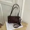 Bolsa de Almofada de Luxo Leve Estilo Coreano para Mulheres 2026 Nova Bolsa Tote Simples Versátil Bolsa Transversal de Alto Padrão para o Dia a Dia