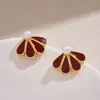 Pendientes Rojos de Pétalo en Forma de Abanico 2025 Nuevo Estilo Caliente Pendientes Únicos de Gama Alta Ahora Pendientes de Diseño para Mujeres