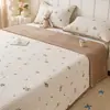 Colcha de retalhos de gaze dupla camada em desenho animado, peça única, lençol de leite veludo espessado, tapete de tatame, antiderrapante, resistente à sujeira, adequado para todas as estações.
