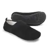 Nuevos zapatos deportivos interiores transfronterizos para el hogar, zapatos de entrenamiento de fitness para yoga, zapatos de entrenamiento integral de baile de suela blanda para mujer, negros