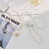 Funda de Teléfono Cruzada de Perlas Simple con Correa de Mano, Correa para el Cuello y Cadena, Modelo Trendy Creativo Anti-Caídas para Mujer