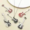 Mix 6 Pingentes Versáteis de Guitarra Europeus e Americanos para Hip-Hop Colares Personalizados Correntes de Suéter Acessórios de Joias Hip-Hop Atacado