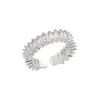Anillo Geométrico de Zirconia Cúbica de Colores Chapado en Oro de 18K Estilo Lujo Ligero Vintage Anillo de Cristal Retro Artístico