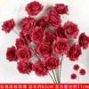 Rosas de Creme Simuladas de 3 Cabeças, Decoração de Fundo para Casamento, Arranjo de Flores para Guia de Estrada, Flores de Seda Estilo Europeu para Casamento, Flores Artificiais