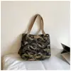Shuai Mijia Nuevo Estilo Coreano Lona Gran Capacidad Bolso de Mano con Personalidad Bolso de Hombro Estilo Casual Perezoso Bolsa de Compras para Mujer