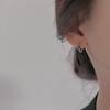 S999 Plata de Ley para Pie Flor Pétalo Hebilla de Oreja Mujer Fresca Pequeña Elegante Nicho Diseño Avanzado Lujo Ligero Pendientes de Gota de Pegamento Venta al por Mayor