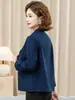 Camisa de algodón puro para mujeres de mediana edad y mayores, top de manga larga para primavera y otoño, cárdigan holgado bordado de talla grande para madre, con botones