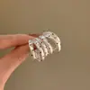 Nuevos Pendientes Dorados Retro de Lunares Multicapa para Otoño e Invierno 2025 Lujo Accesible Pendientes Elegantes de Gama Alta para Mujer