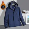 Chaqueta de Invierno 2024 para Hombre y Mujer Tres en Uno Set 0.05kg Cortavientos Impermeable Engrosada Cálida Ropa de Montañismo Chaqueta de Pareja