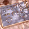 Juego de Accesorios de Perlas Simples Populares de Primavera Europeos y Americanos Acero Titanio Nicho Lujo Accesible Diseño Pulsera Collar para Mujer