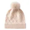 Gorro de punto con patrón de rombos y pompón grande, suave, cálido y resistente al frío, nuevo gorro de ciclismo de cachemir para mujer, turbante