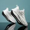 Sapatos Masculinos de Verão 2026 Novos Tênis Respiráveis para Corrida Sapatos Masculinos Sapatos de Malha Meninos Crianças Grandes Adolescentes Estudantes Esportes Corrida