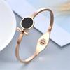 Moda estilo coreano Coreia do Sul Preto disco grande redondo aço titânio banhado a ouro rosa pulseira aberta joia feminina