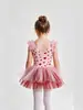 Vestido de ballet infantil con estampado digital de corazones, mangas abullonadas pequeñas, lazo y tutú de malla, vestido de una pieza de danza infantil