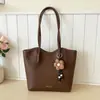 Bolsa de alta gama para mujer, nueva colección de otoño 2026, retro y moderna, con una textura lujosa, bolsa tipo tote de gran capacidad