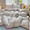 Juego de cuatro piezas de jacquard a rayas teñido en hilo de algodón puro con bordes festoneados coloridos, sábana de algodón puro, juego de funda de edredón de tres piezas, ropa de cama suave