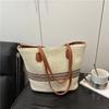 Bolsa de Palha Grande Capacidade para Mulheres 2025 Nova Moda Bolsa Tote para o Dia a Dia Estilosa Ins Versátil Bolsa de Ombro de Mão