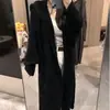 Nuevo estilo de otoño suelto talla grande casual con capucha largo hasta la rodilla abrigo cárdigan de punto para mujer, suéter adelgazante de color liso