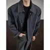 Chaqueta corta de otoño para hombre, estilo nuevo 2026, con retazos, casual y moderna para hombres bajos