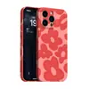 Compra de Comercio Electrónico Transfronterizo de Funda para Teléfono Apple 18 Pro Max con Flores Rojas que Mejoran la Atmósfera de Primavera y Verano: Producción y Venta al por Mayor