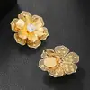 Pendientes de Clip Metálicos Exagerados de Doble Capa con Forma de Flor para Mujer, Pendientes de Zirconia Huecos Tridimensionales Vintage