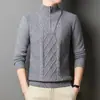 Popular suéter de malha masculino com zíper e gola alta, padrão jacquard, peça de roupa de lã grossa e quente de cor sólida de alta qualidade para homens de meia-idade