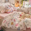 Algodón de Kapok Súper Suave Grado A Gasa de Doble Capa Juego de Cuatro Piezas Funda Nórdica Estampada Sábanas Lavables a Máquina Sábanas Ajustables Ropa de Cama para Dormitorio Juego de Tres Piezas 4
